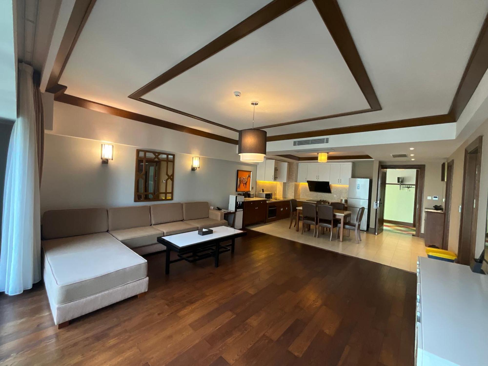 Kantharyar Serviced Apartment Yangon Exteriör bild