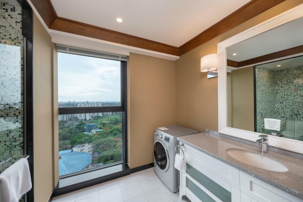 Kantharyar Serviced Apartment Yangon Exteriör bild